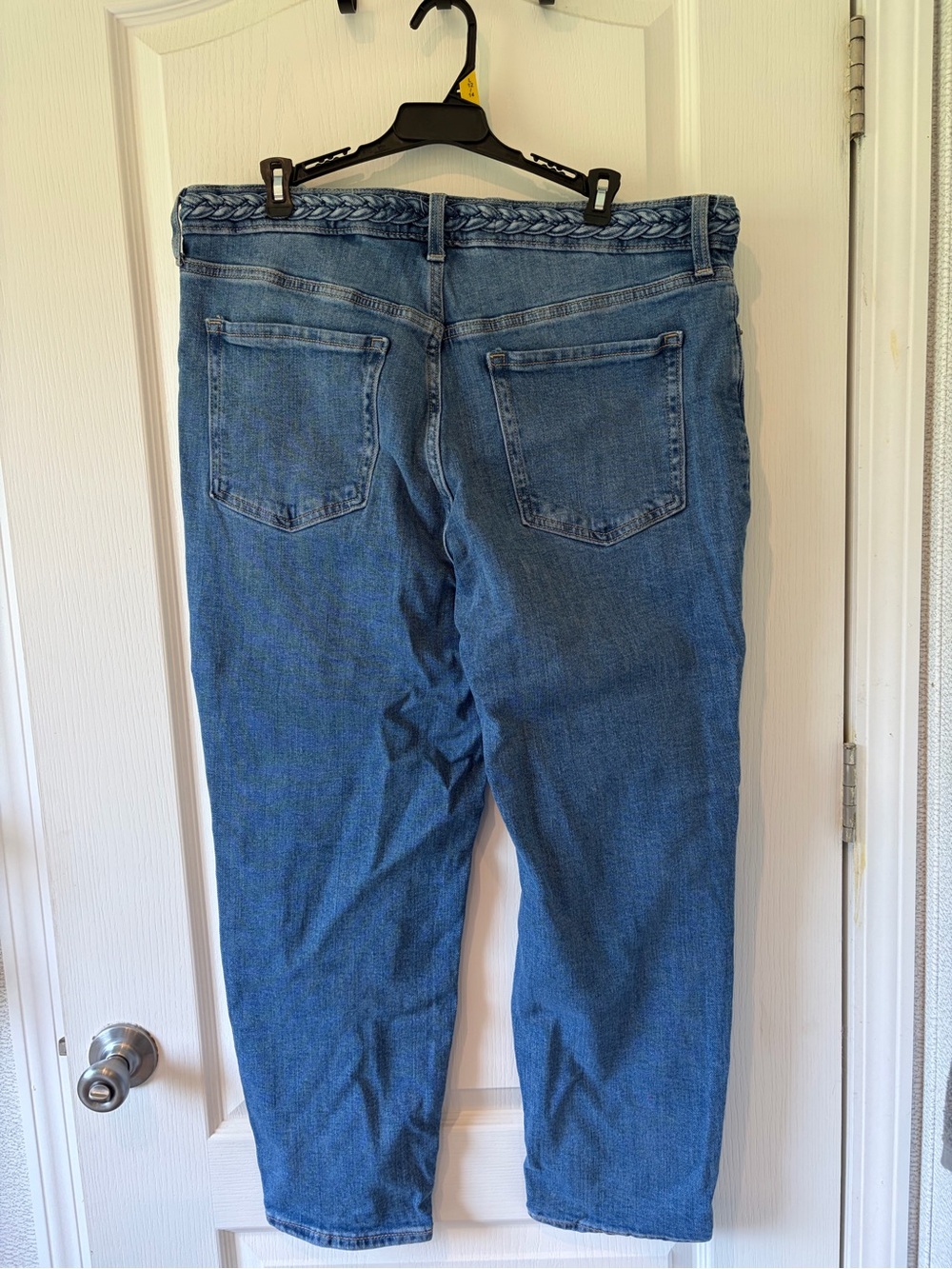 Old Navy Straight Leg Jeans in Medium Blue - Picture 2 of 3